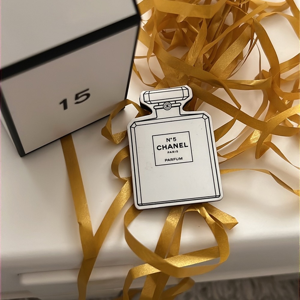 CHANEL advent calender box 15